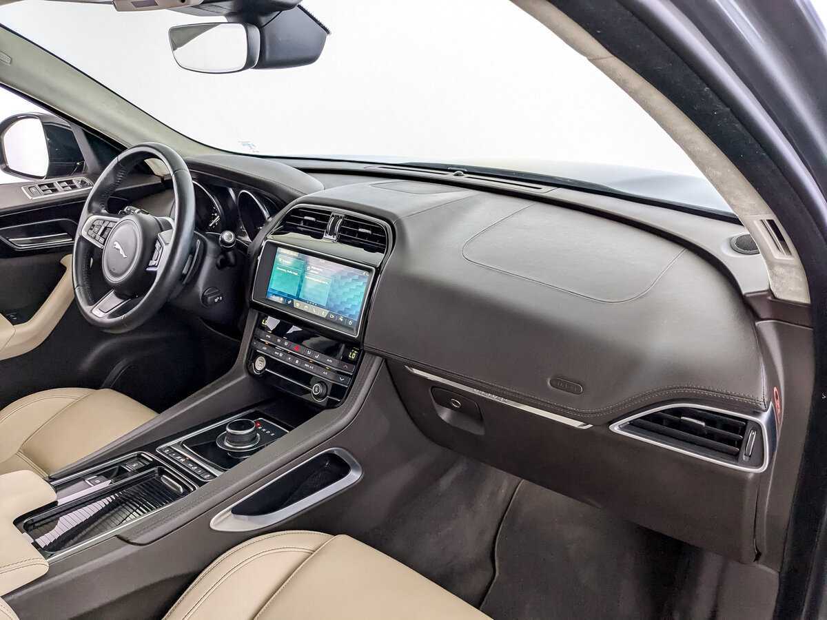 Купить Jaguar F-Pace, 2018, 26 415 км, фото №9