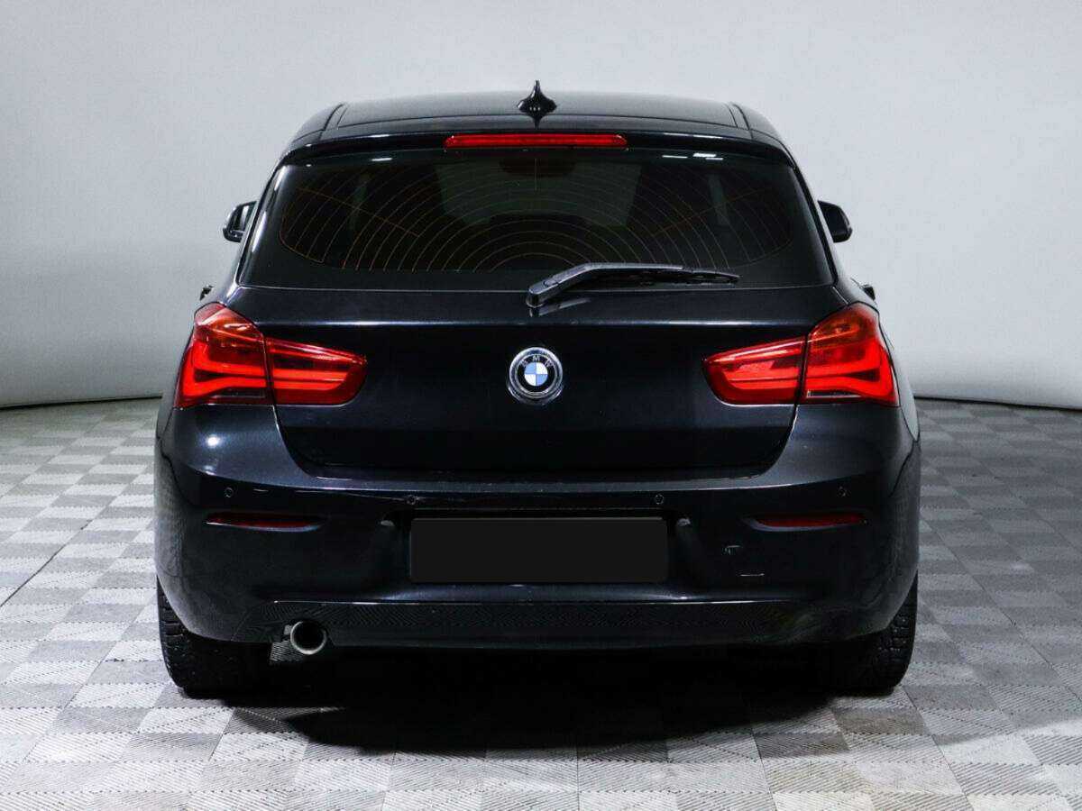 Купить BMW 1 серии 118i, 2018, 91 506 км, фото №2