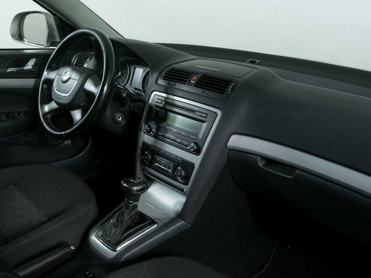 Купить Skoda Octavia, 2011, 154 686 км, фото №10