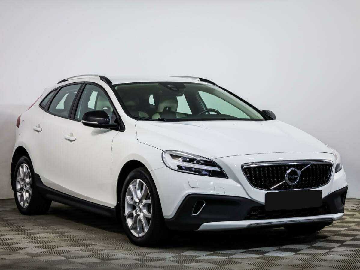 Купить Volvo V40 Cross Country, 2018, 96 348 км, фото №2