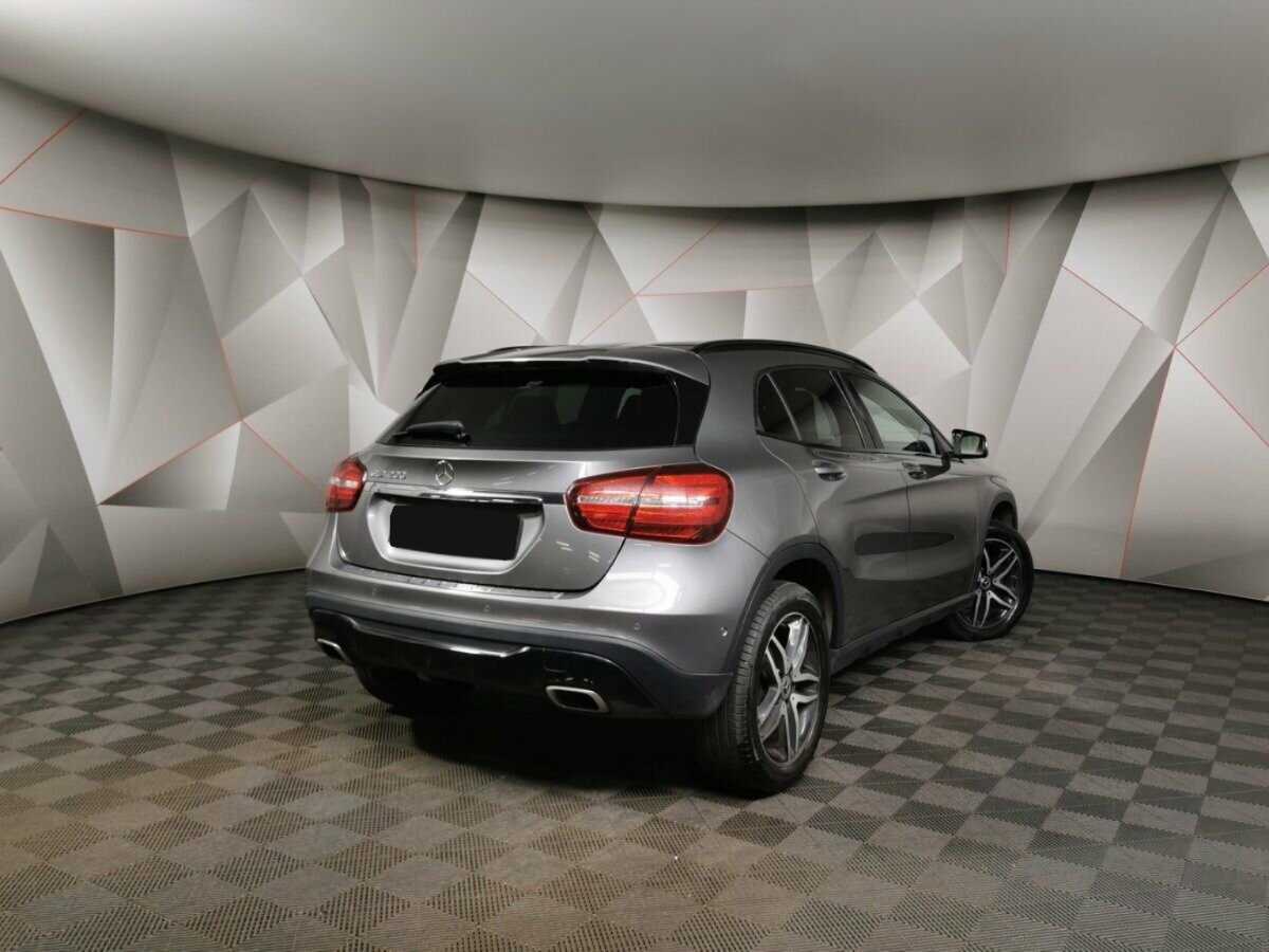 Купить Mercedes-Benz GLA 200, 2019, 46 464 км, фото №2