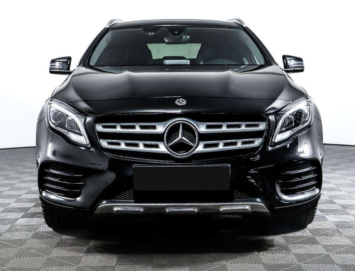 Купить Mercedes-Benz GLA 250, 2018, 81 236 км, фото №2