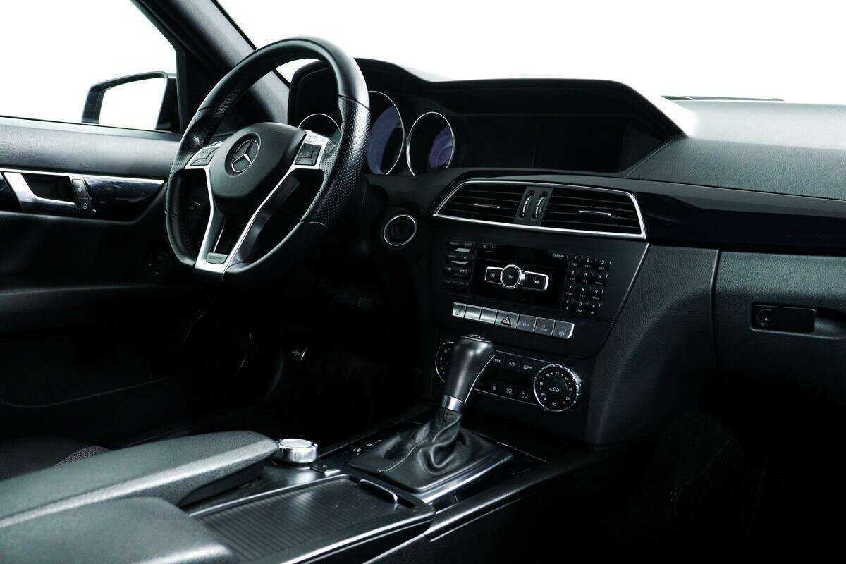 Купить Mercedes-Benz C-Класс 180, 2013, 180 000 км, фото №9