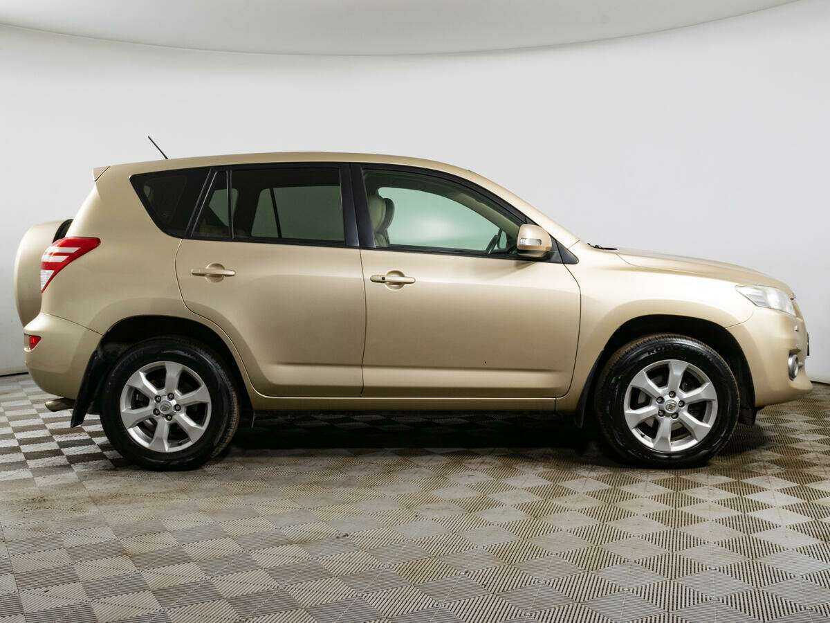 Купить Toyota RAV4, 2010, 157 703 км, фото №1