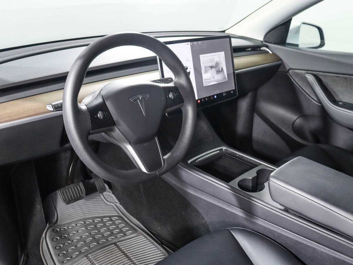 Купить Tesla Model Y Long Range Dual Motor, 2021, 49 294 км, фото №13