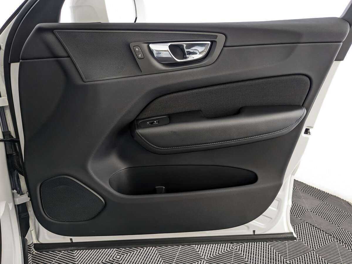 Купить Volvo XC60, 2019, 49 200 км, фото №21