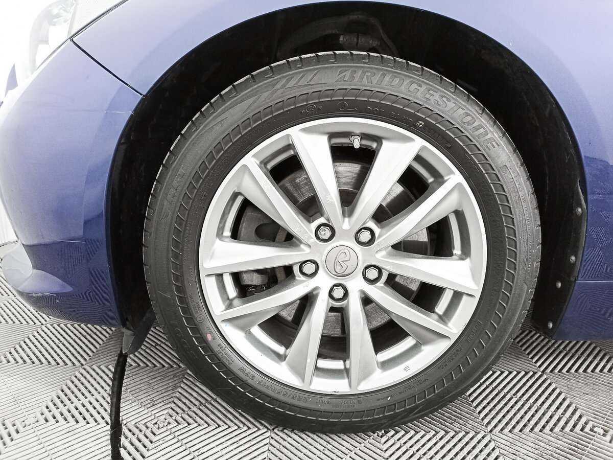 Купить Infiniti Q50, 2017, 105 805 км, фото №15
