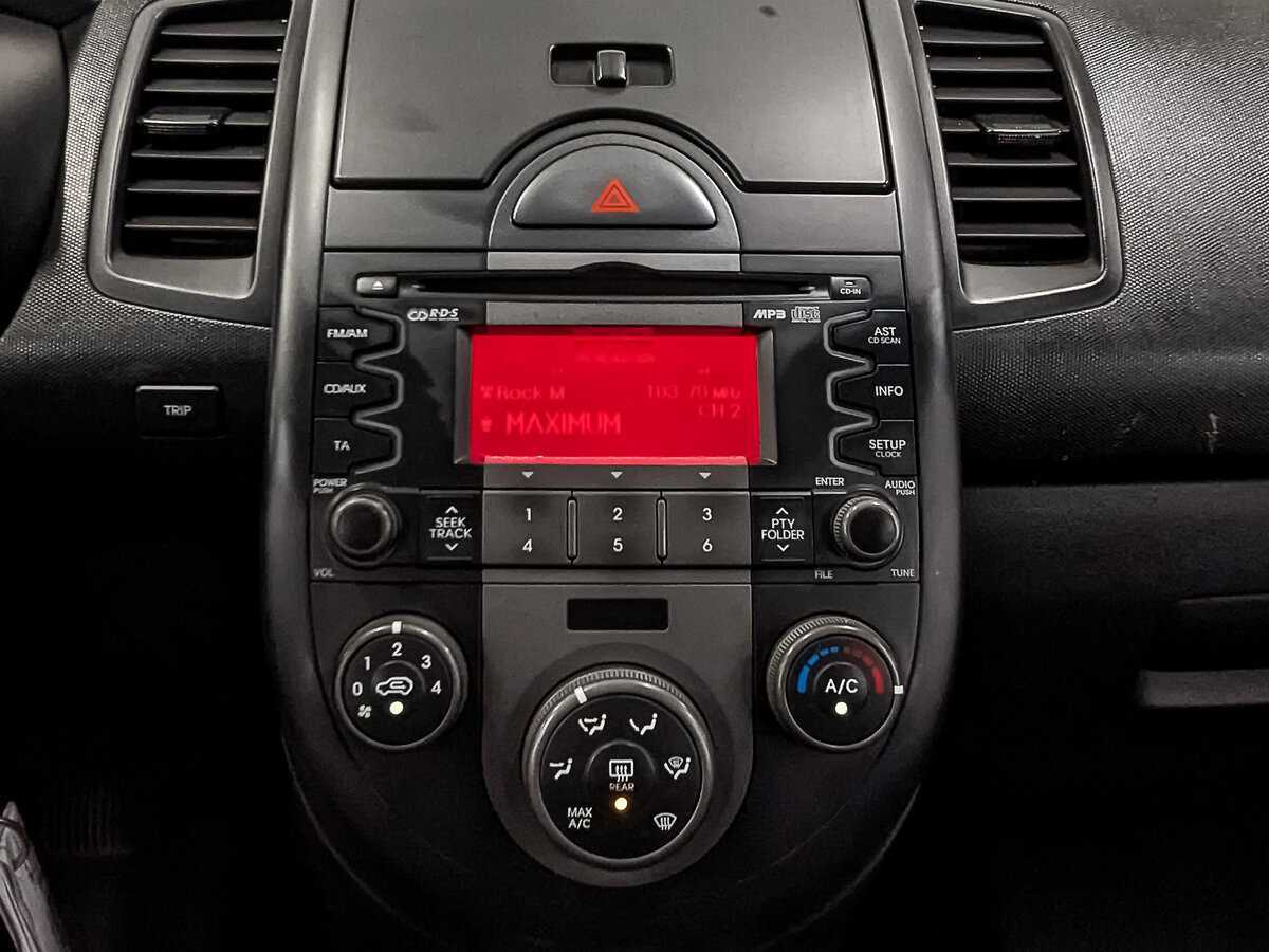 Купить Kia Soul, 2010, 209 440 км, фото №17