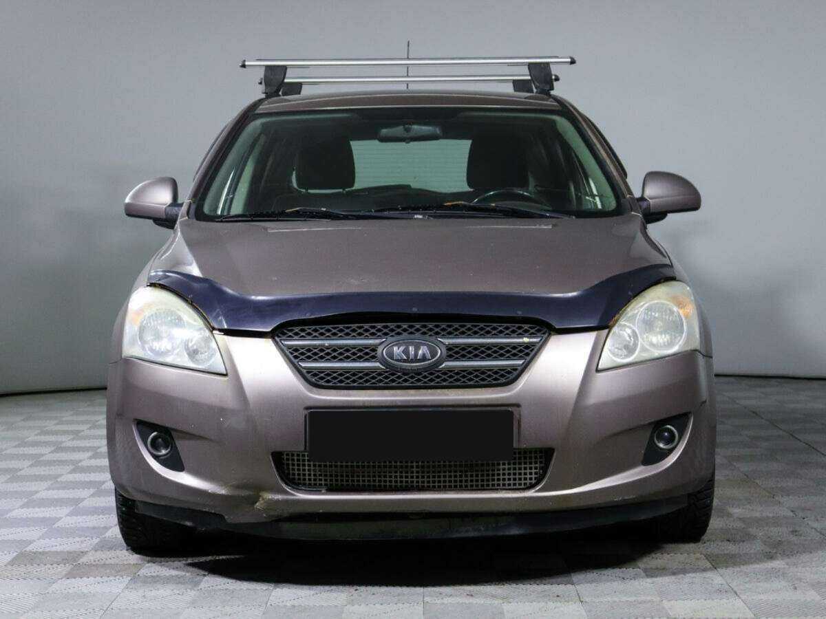 Купить Kia Ceed, 2009, 199 360 км, фото №2