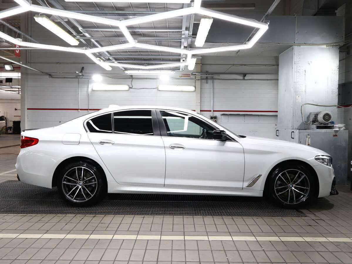 Купить BMW 5 серии 520d xDrive, 2017, 96 500 км, фото №3