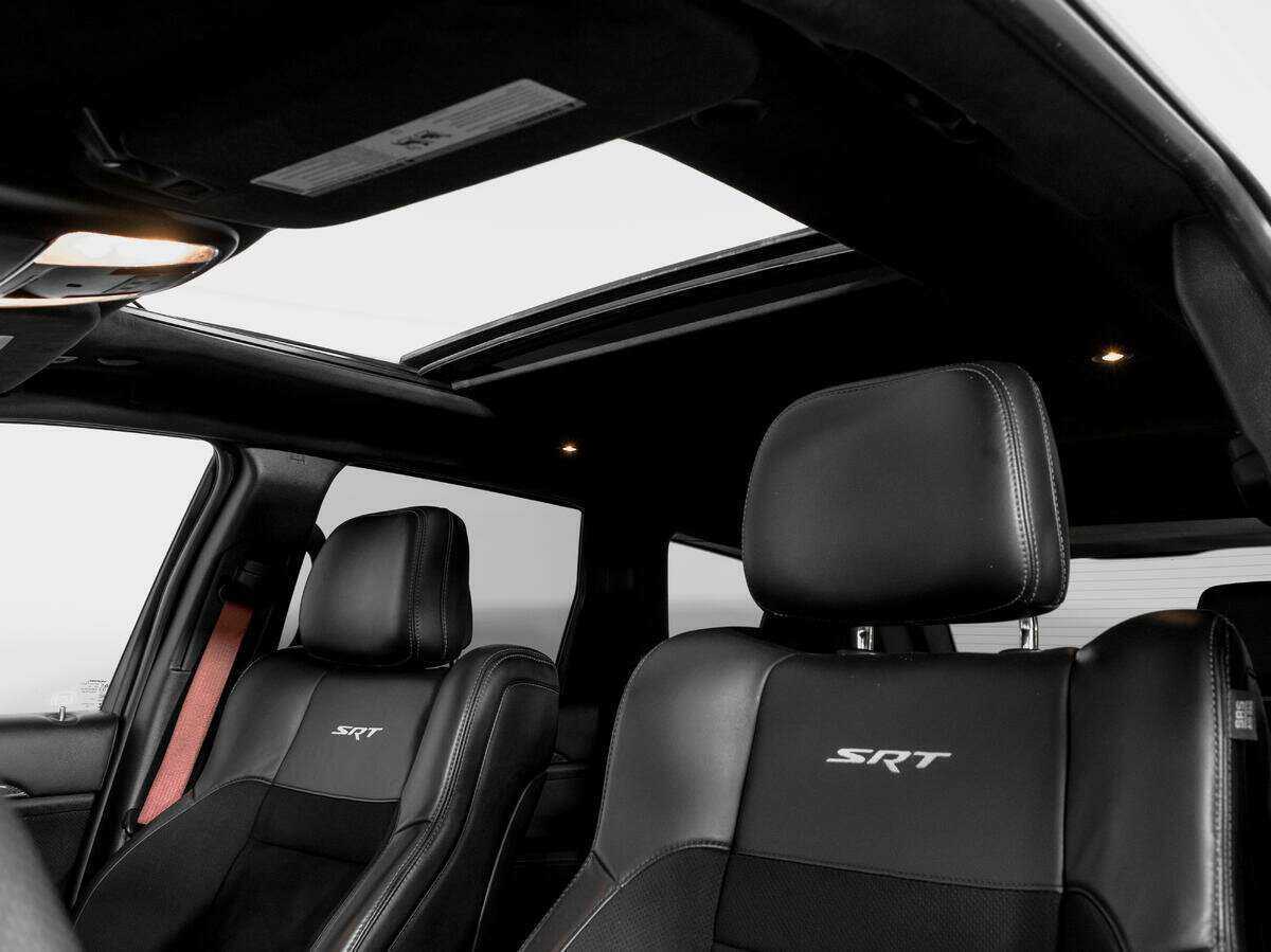 Купить Jeep Grand Cherokee SRT, 2020, 18 883 км, фото №14