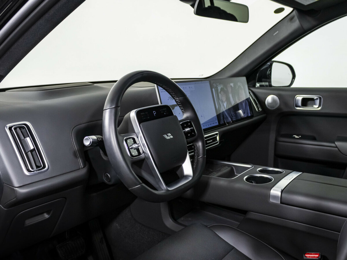 Купить Li Auto (Lixiang) L7 52.3 kWh I Рестайлинг, 2024, 16 228 км, фото №8
