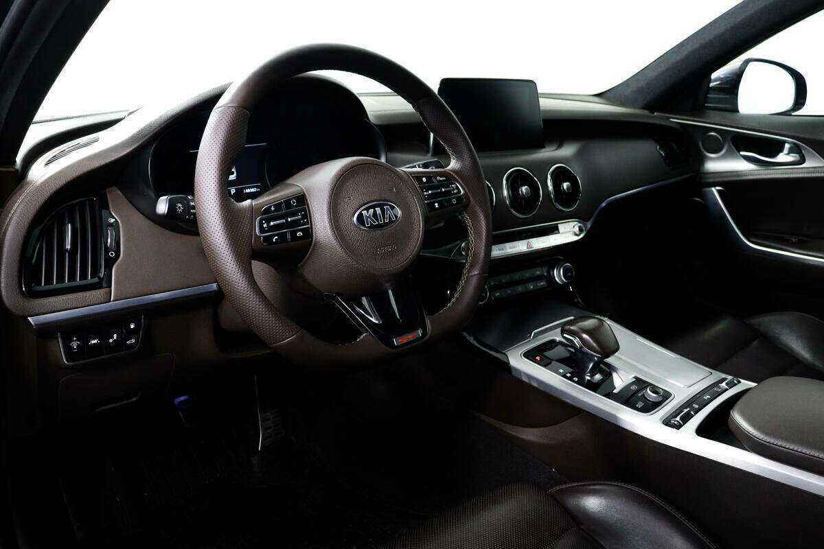 Купить Kia Stinger, 2018, 148 300 км, фото №13