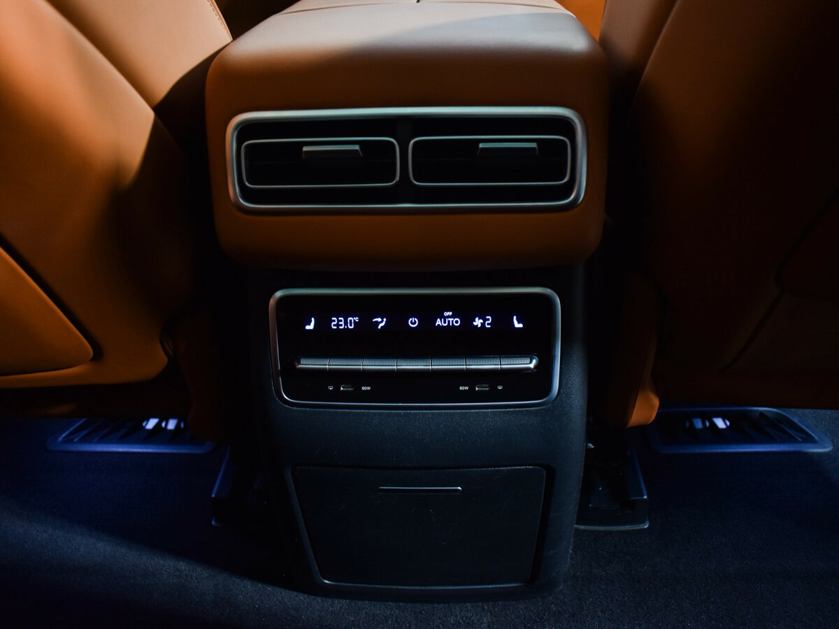 Купить Li Auto (Lixiang) L7 52.3 kWh I Рестайлинг, 2024, 81 081 км, фото №18