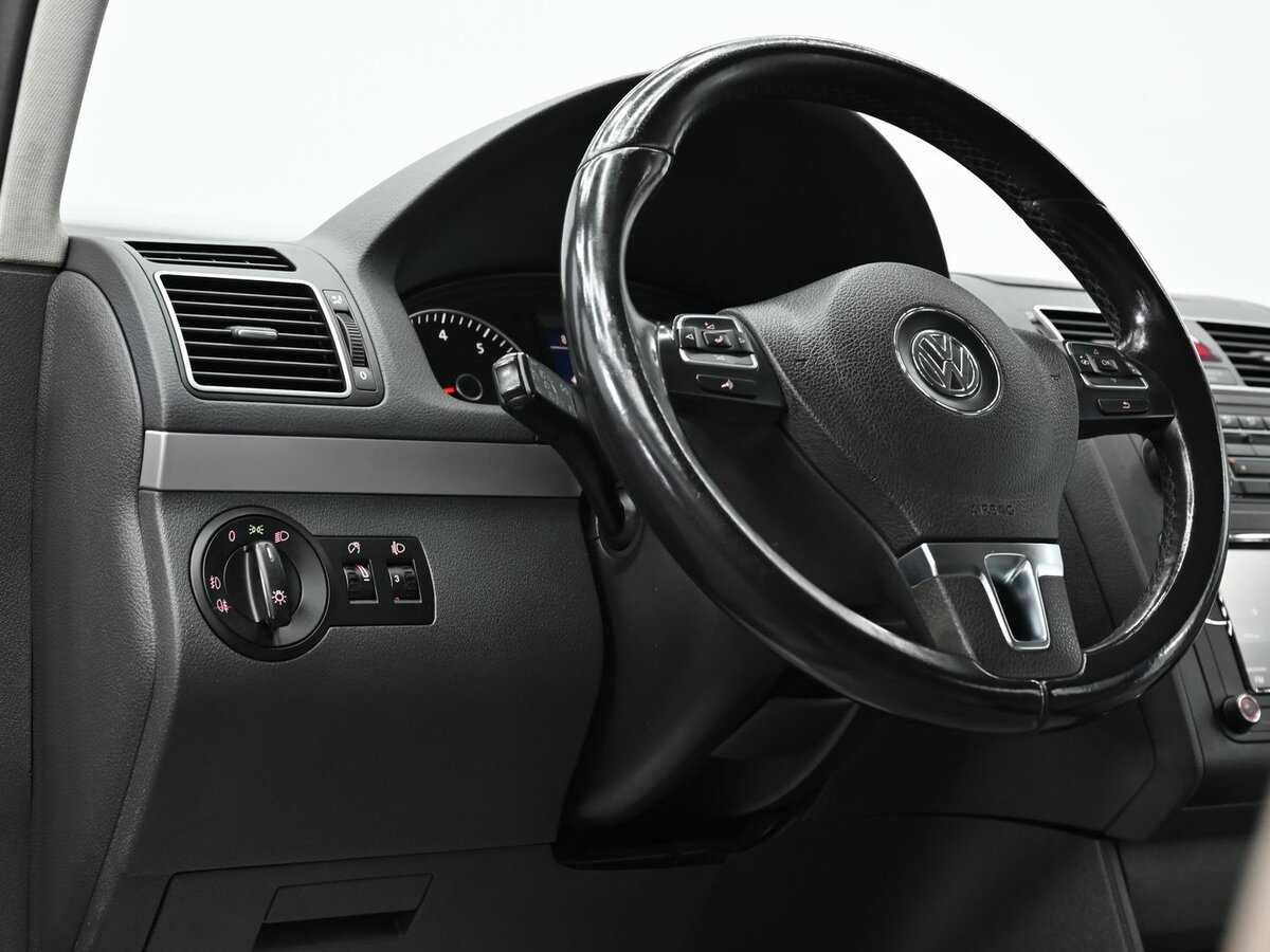 Купить Volkswagen Touran, 2012, 158 000 км, фото №7