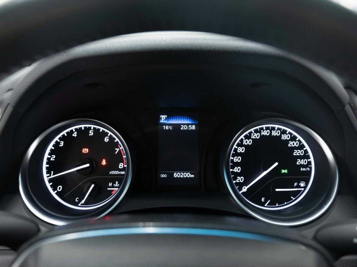 Купить Toyota Camry, 2021, 60 200 км, фото №19