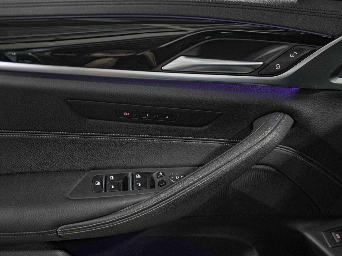 Купить BMW 5 серии 520i, 2019, 99 528 км, фото №15