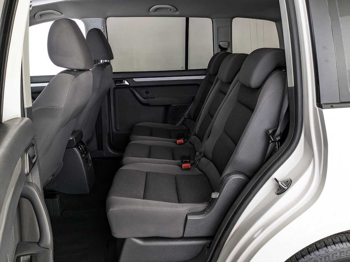 Купить Volkswagen Touran, 2012, 107 990 км, фото №14