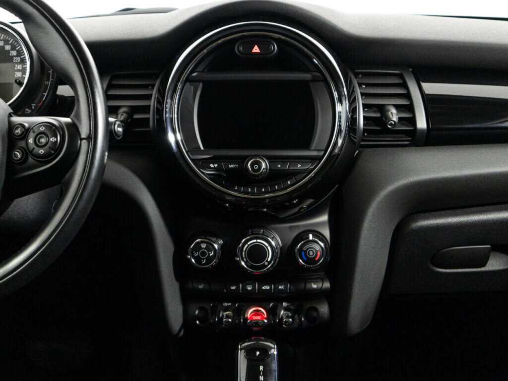 Купить Mini Hatch Cooper, 2018, 69 898 км, фото №13