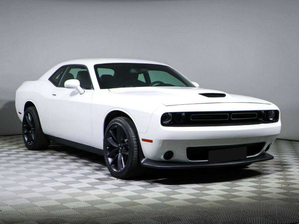Купить Dodge Challenger, 2022, 2 560 км, фото №3