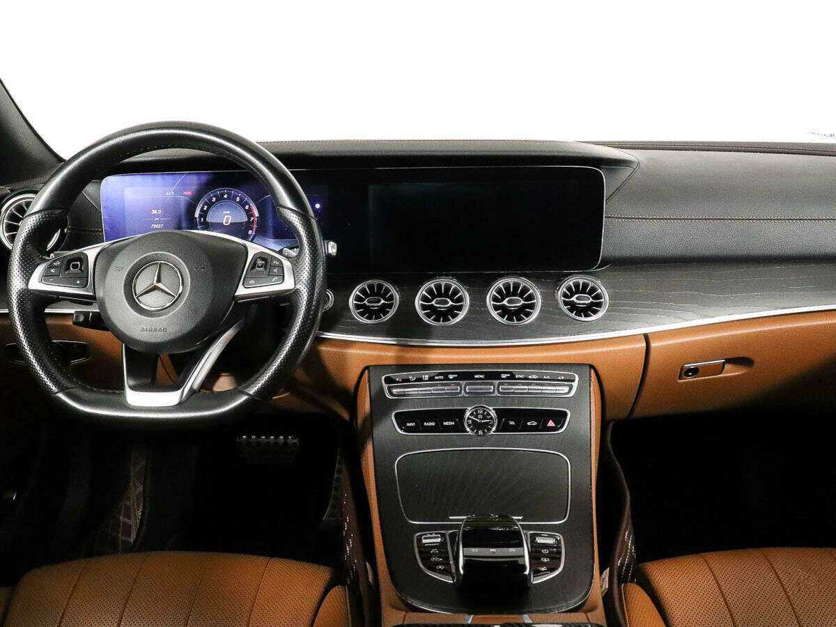 Купить Mercedes-Benz E-Класс 400, 2017, 72 026 км, фото №10
