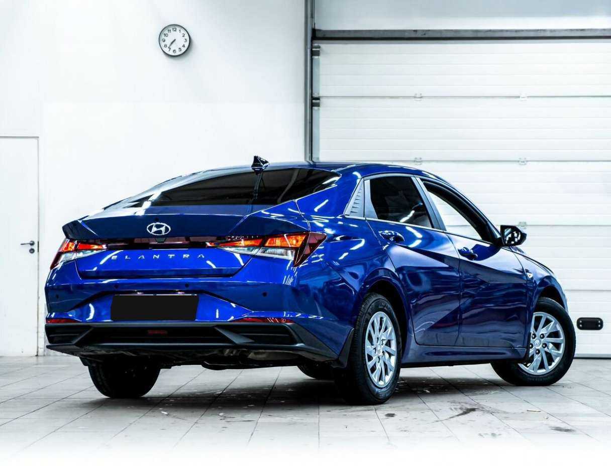 Купить Hyundai Elantra, 2021, 10 000 км, фото №3