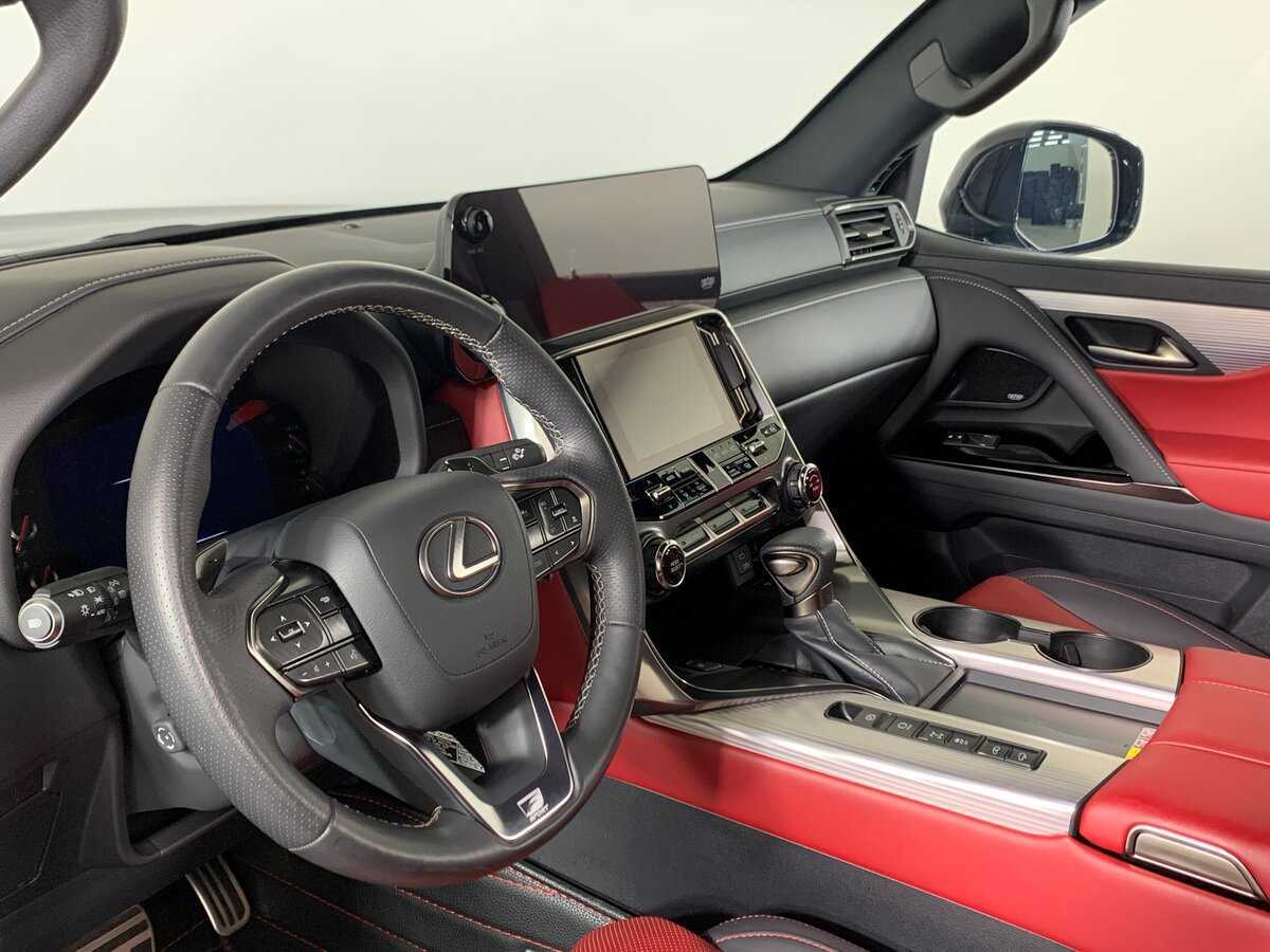 Купить Lexus LX 600, 2024, 6 235 км, фото №12