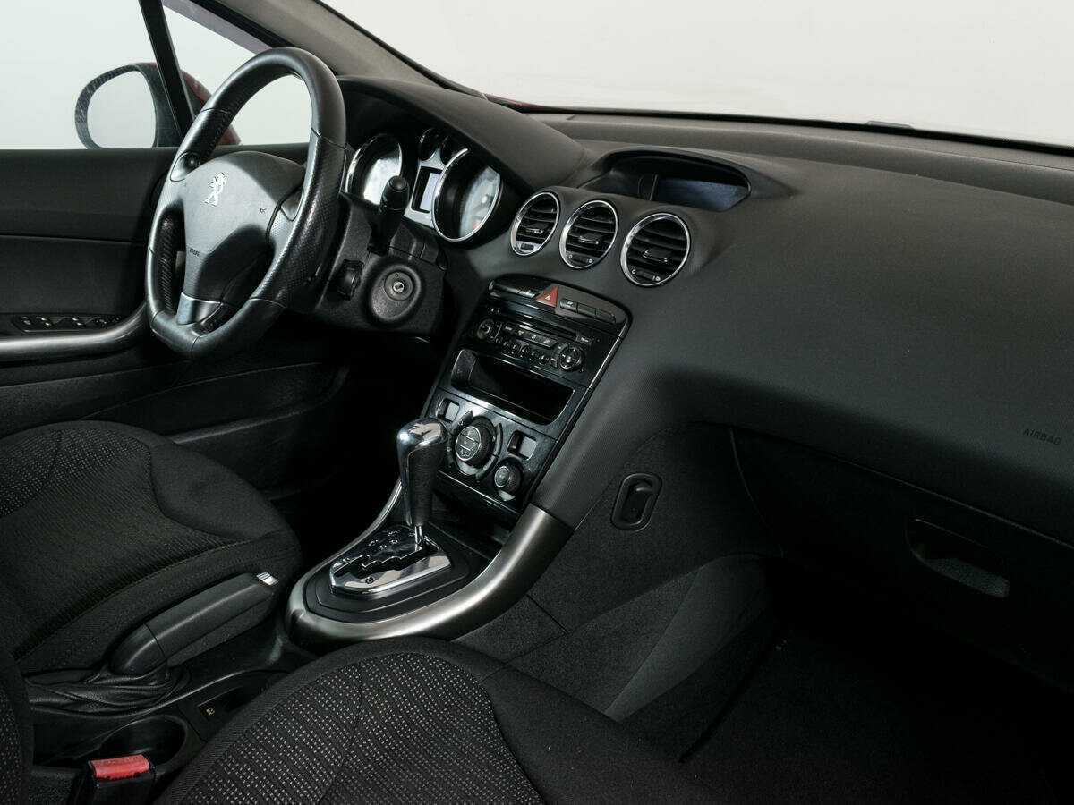 Купить Peugeot 308, 2011, 122 760 км, фото №10