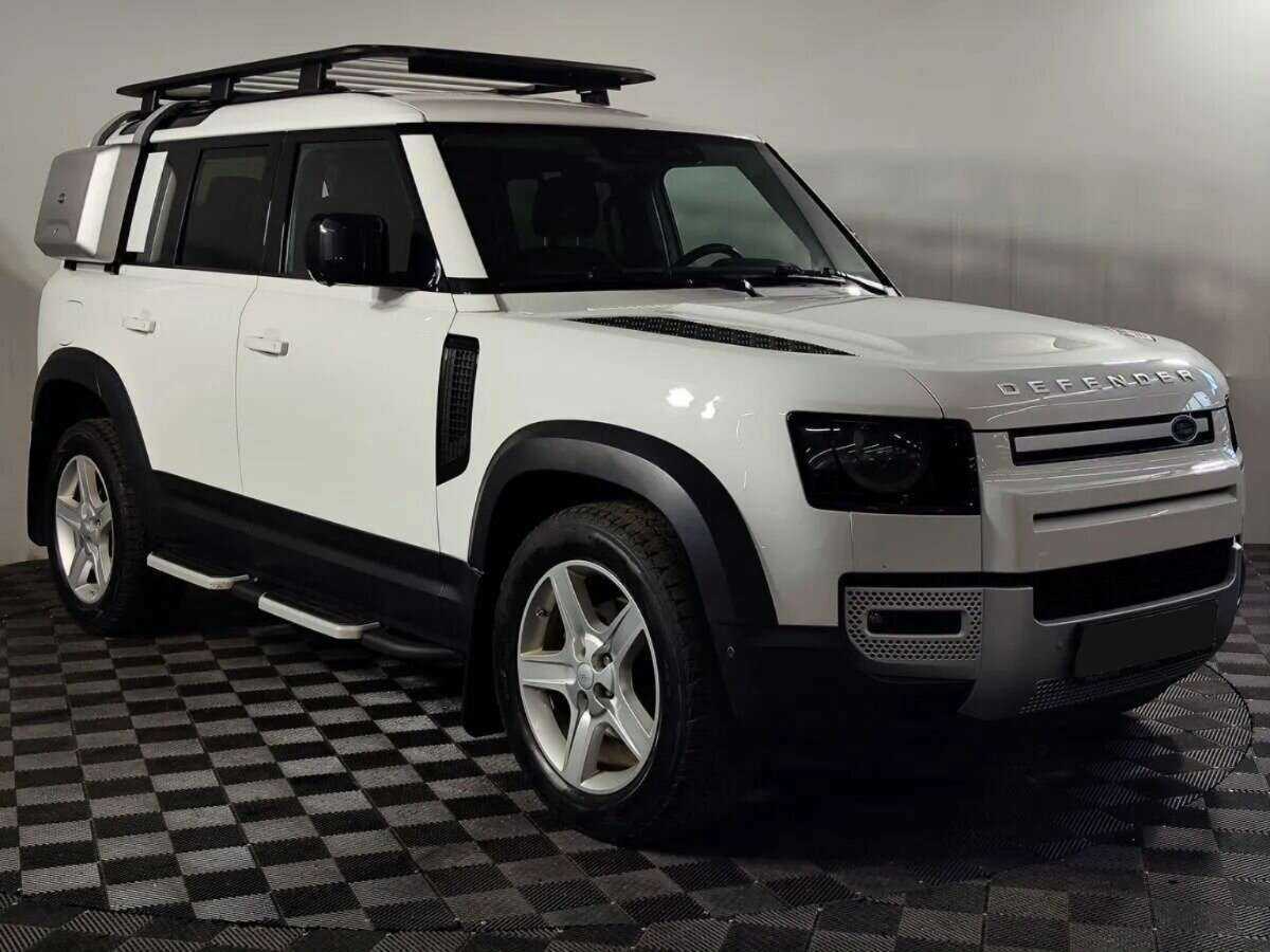 Купить Land Rover Defender 110, 2021, 66 500 км, фото №2