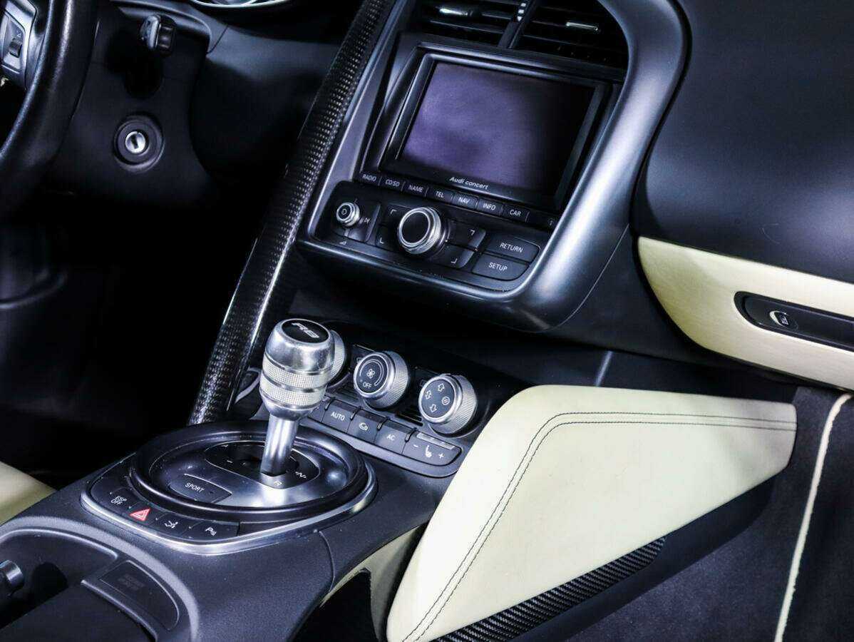 Купить Audi R8 V8, 2008, 23 736 км, фото №12