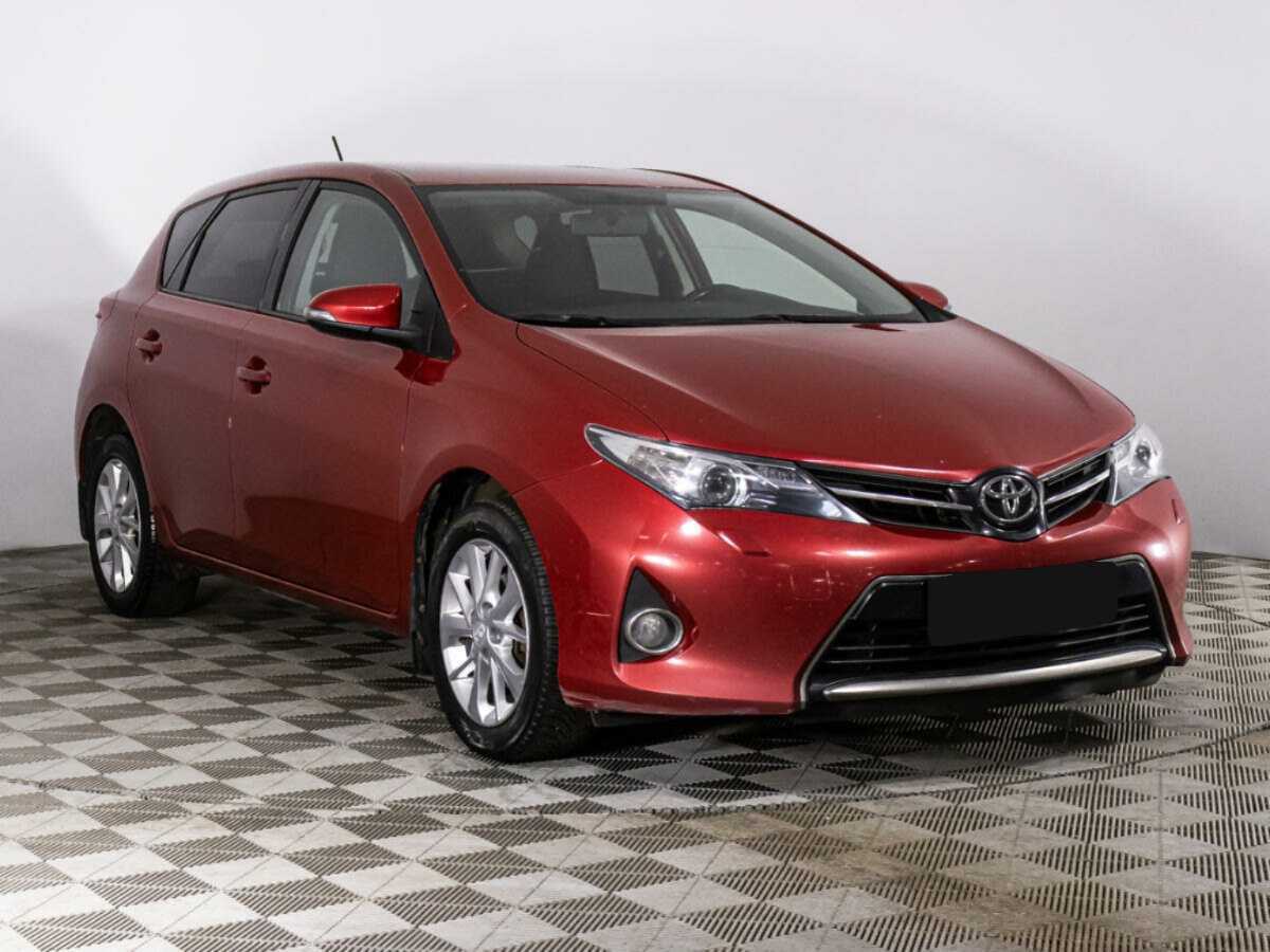 Купить Toyota Auris, 2013, 163 626 км, фото №3