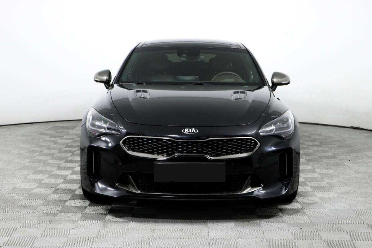 Купить Kia Stinger, 2018, 148 300 км, фото №2