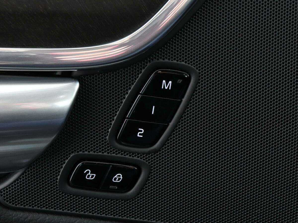 Купить Volvo V90 Cross Country, 2019, 73 677 км, фото №13