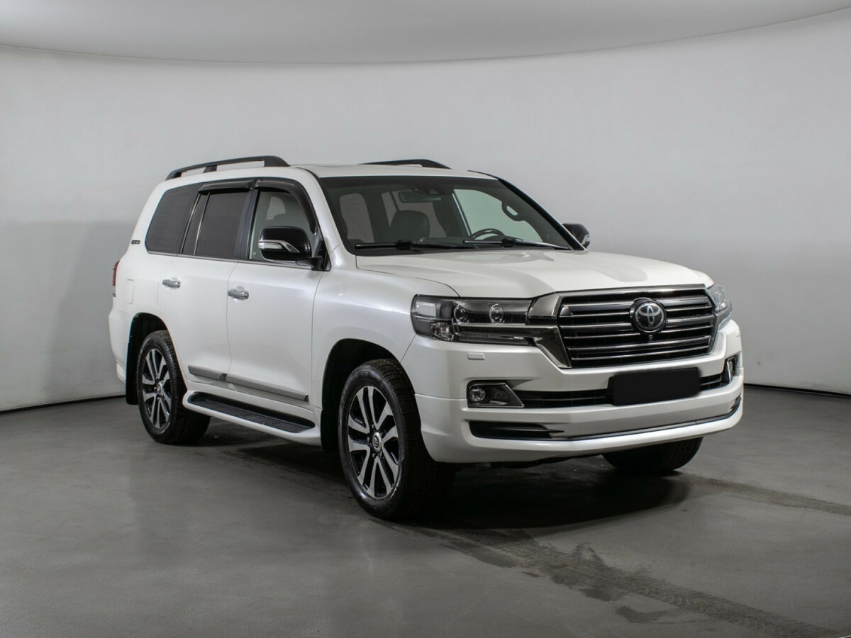 Купить Toyota Land Cruiser 200 Series Рестайлинг 2, 2017, 82 346 км, фото №3