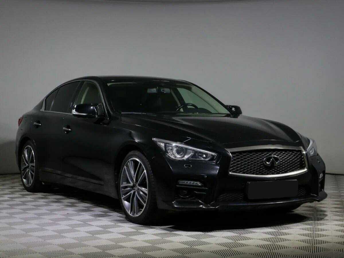 Купить Infiniti Q50, 2014, 130 000 км, фото №3