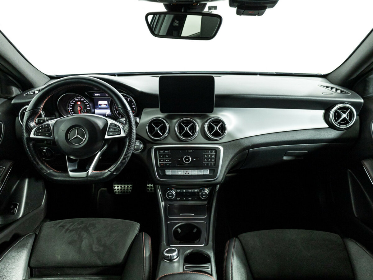Купить Mercedes-Benz GLA 200 I (X156) Рестайлинг, 2019, 149 900 км, фото №13
