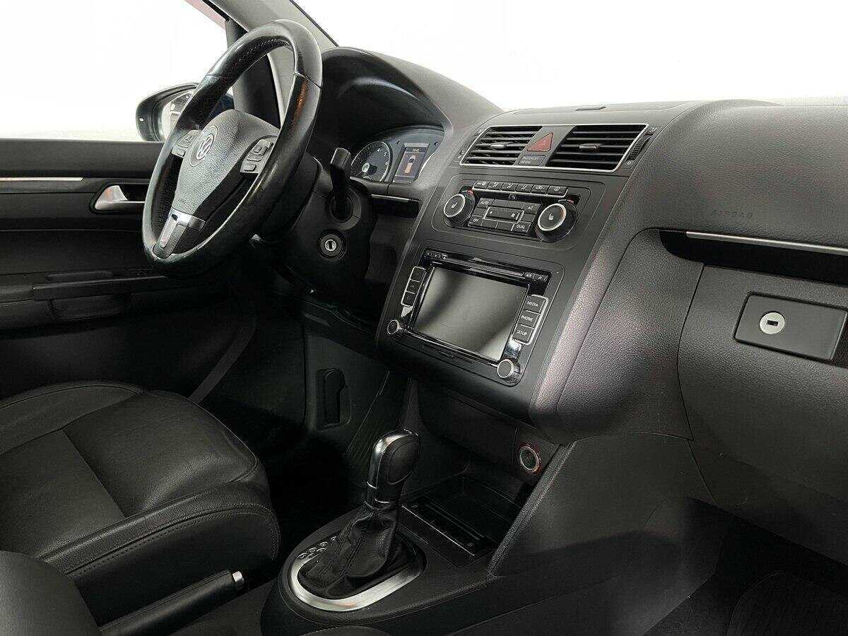 Купить Volkswagen Touran, 2012, 151 846 км, фото №9