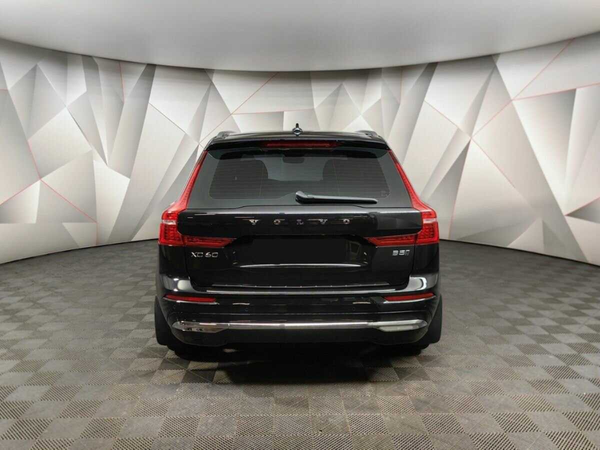 Купить Volvo XC60, 2023, 7 968 км, фото №7