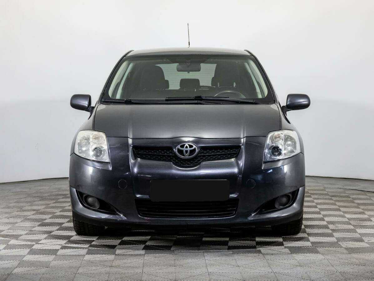 Купить Toyota Auris, 2008, 178 000 км, фото №2