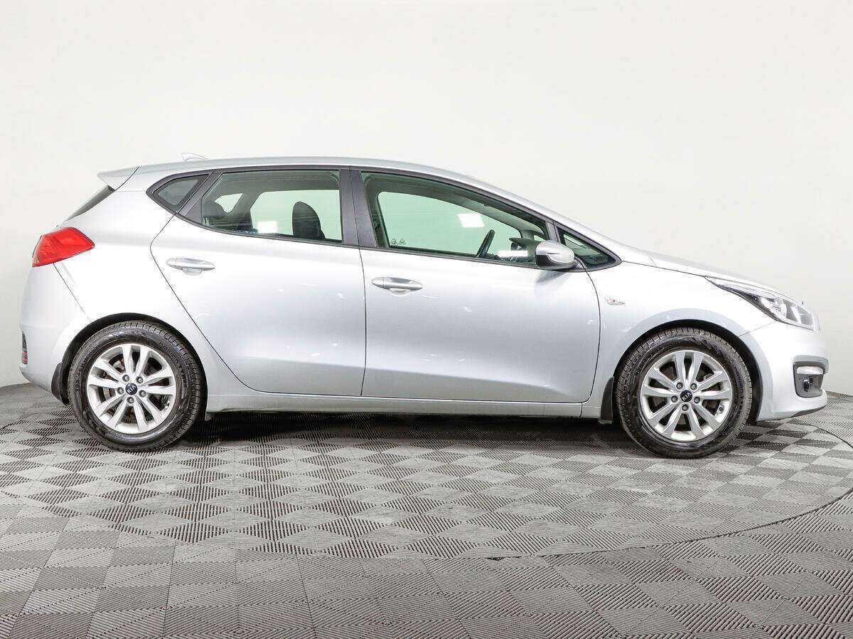 Купить Kia Ceed, 2017, 106 923 км, фото №4