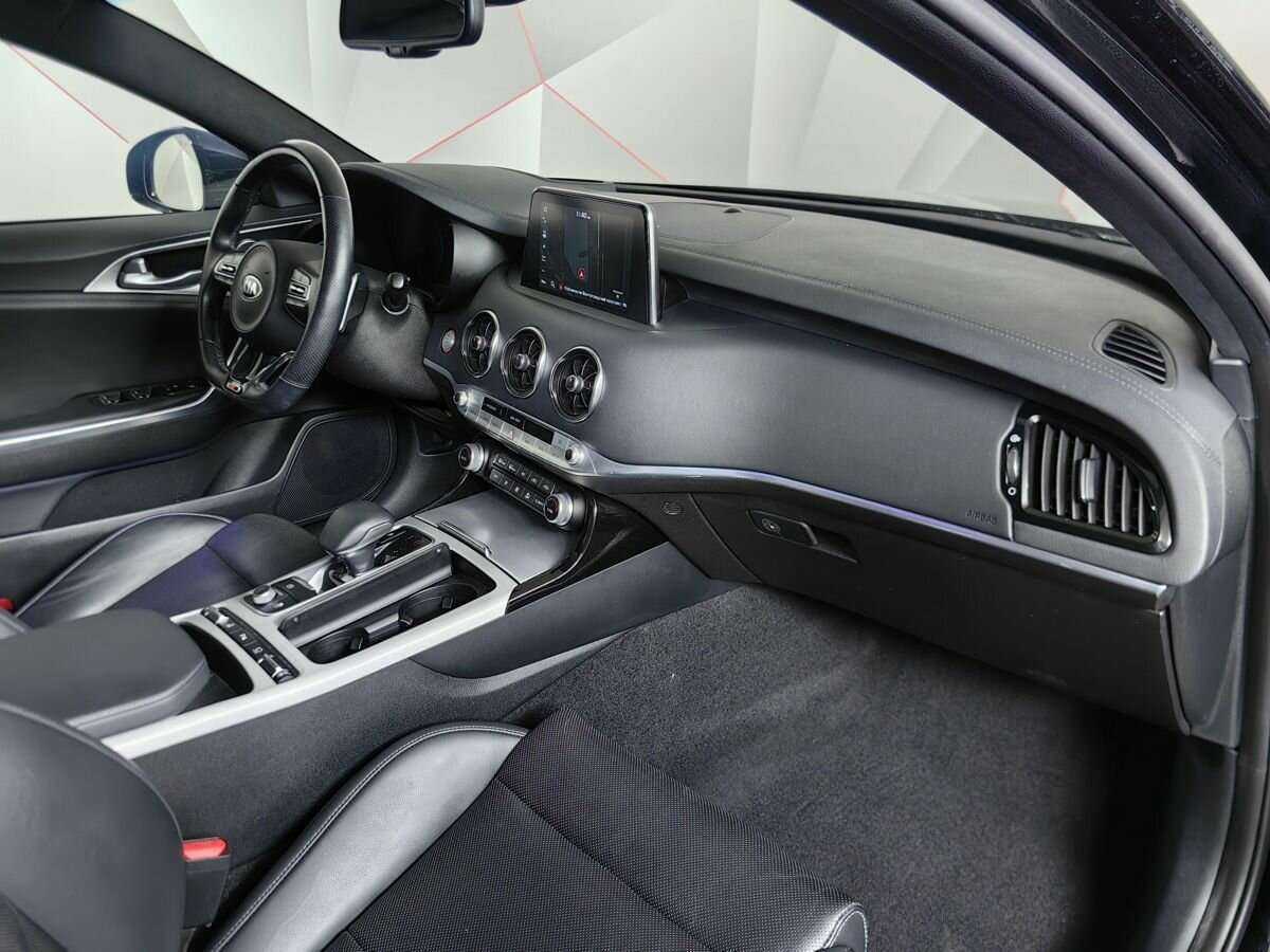 Купить Kia Stinger, 2019, 57 919 км, фото №9