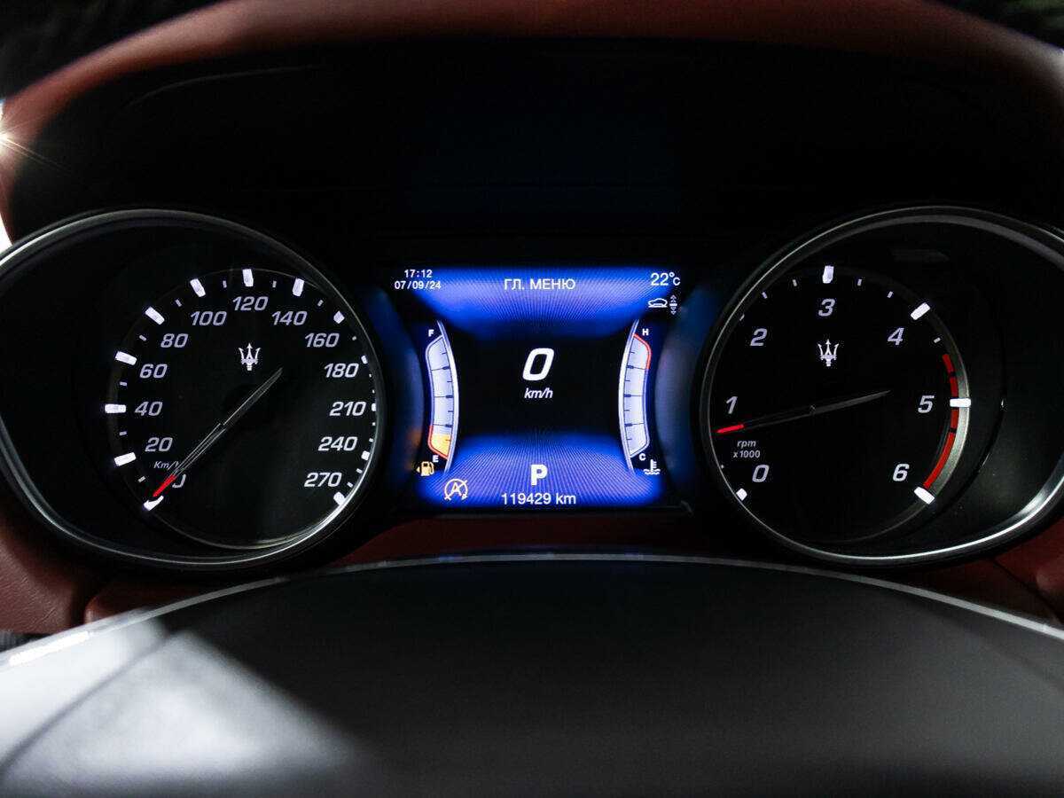 Купить Maserati Levante Diesel, 2017, 119 292 км, фото №11