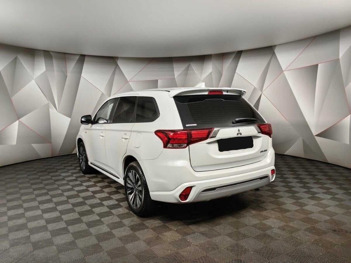 Купить Mitsubishi Outlander, 2022, 11 808 км, фото №3