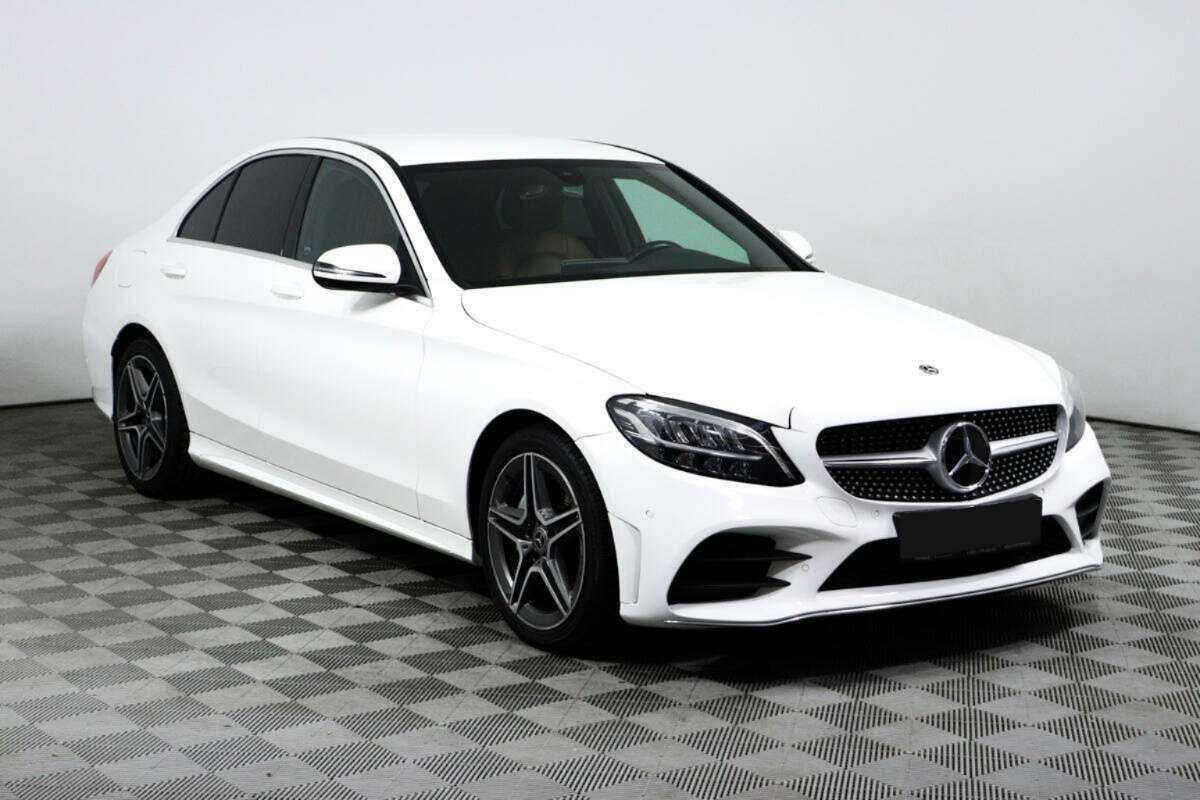 Купить Mercedes-Benz C-Класс 200, 2018, 137 884 км, фото №3