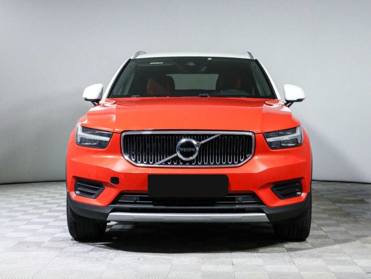 Купить Volvo XC40, 2021, 97 220 км, фото №2