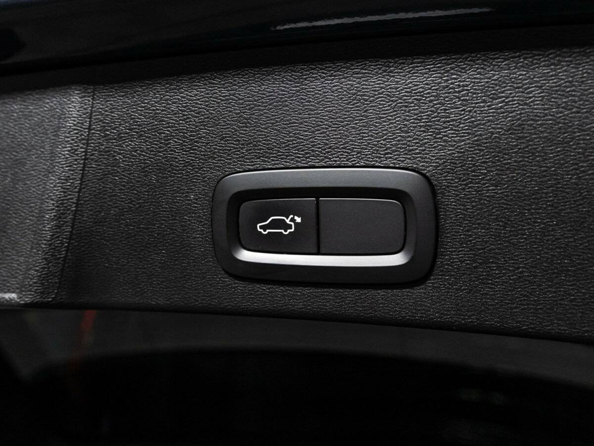 Купить Volvo XC40, 2019, 115 377 км, фото №15