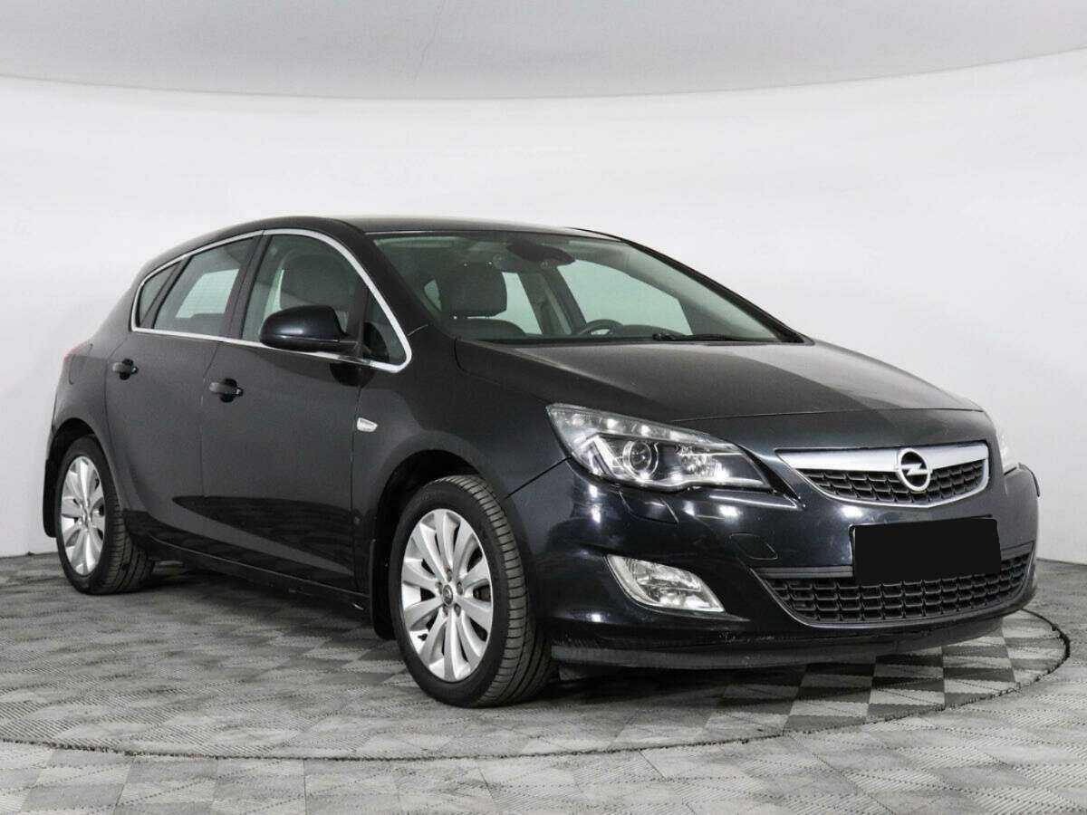 Купить Opel Astra, 2011, 162 500 км, фото №2