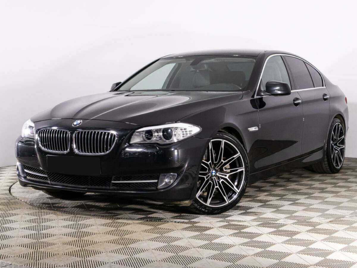 Купить BMW 5 серии 528i, 2012, 67 811 км, фото №1