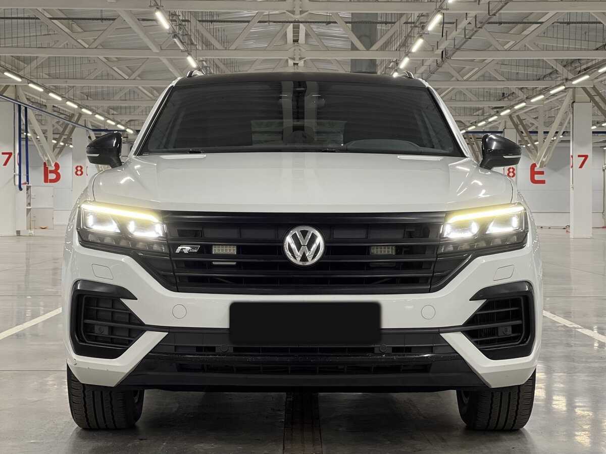 Купить Volkswagen Touareg, 2018, 198 264 км, фото №2
