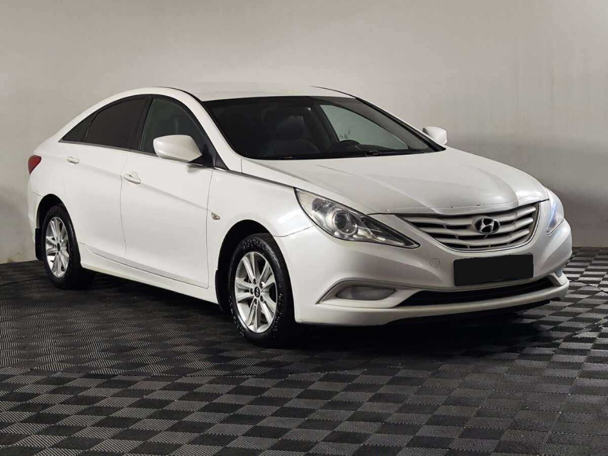 Купить Hyundai Sonata, 2011, 238 000 км, фото №2